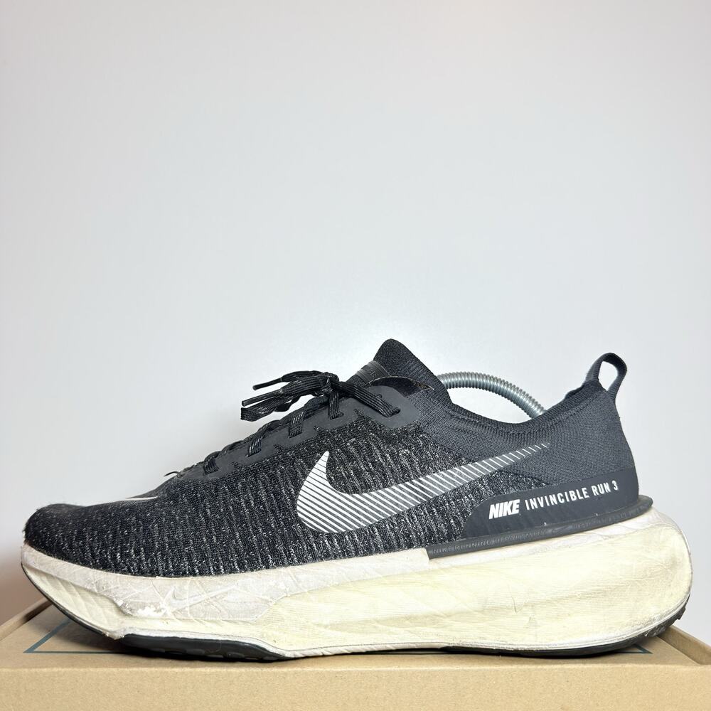 Nike ZoomX Invincible Run Flyknit 3 Men's Size 12 Black Grey White Running Shoes